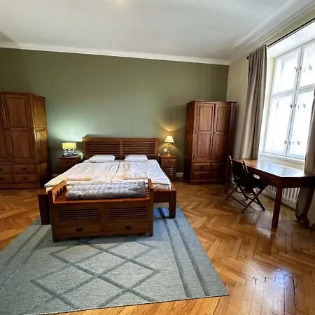Gorkeho In Centre Apartamento Bratislava